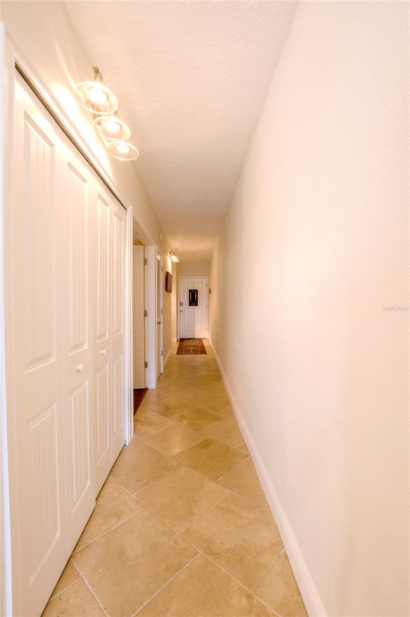 Marker 33 Ph 01 Condo - Residential