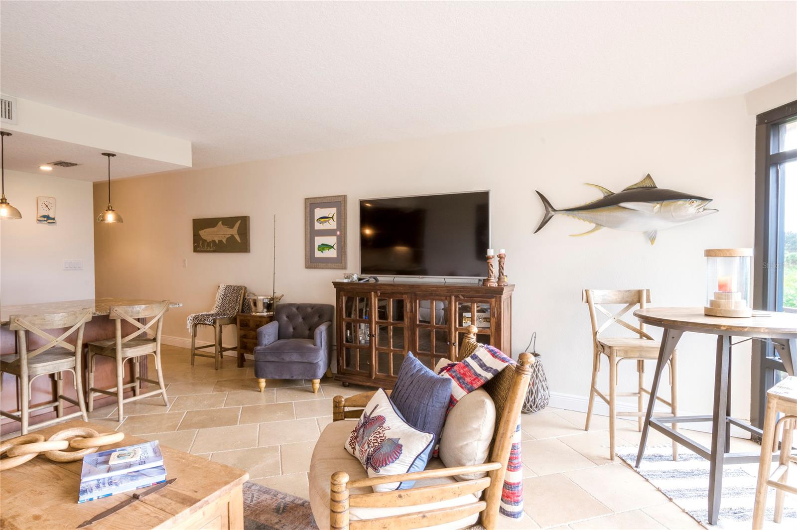 Marker 33 Ph 01 Condo - Residential