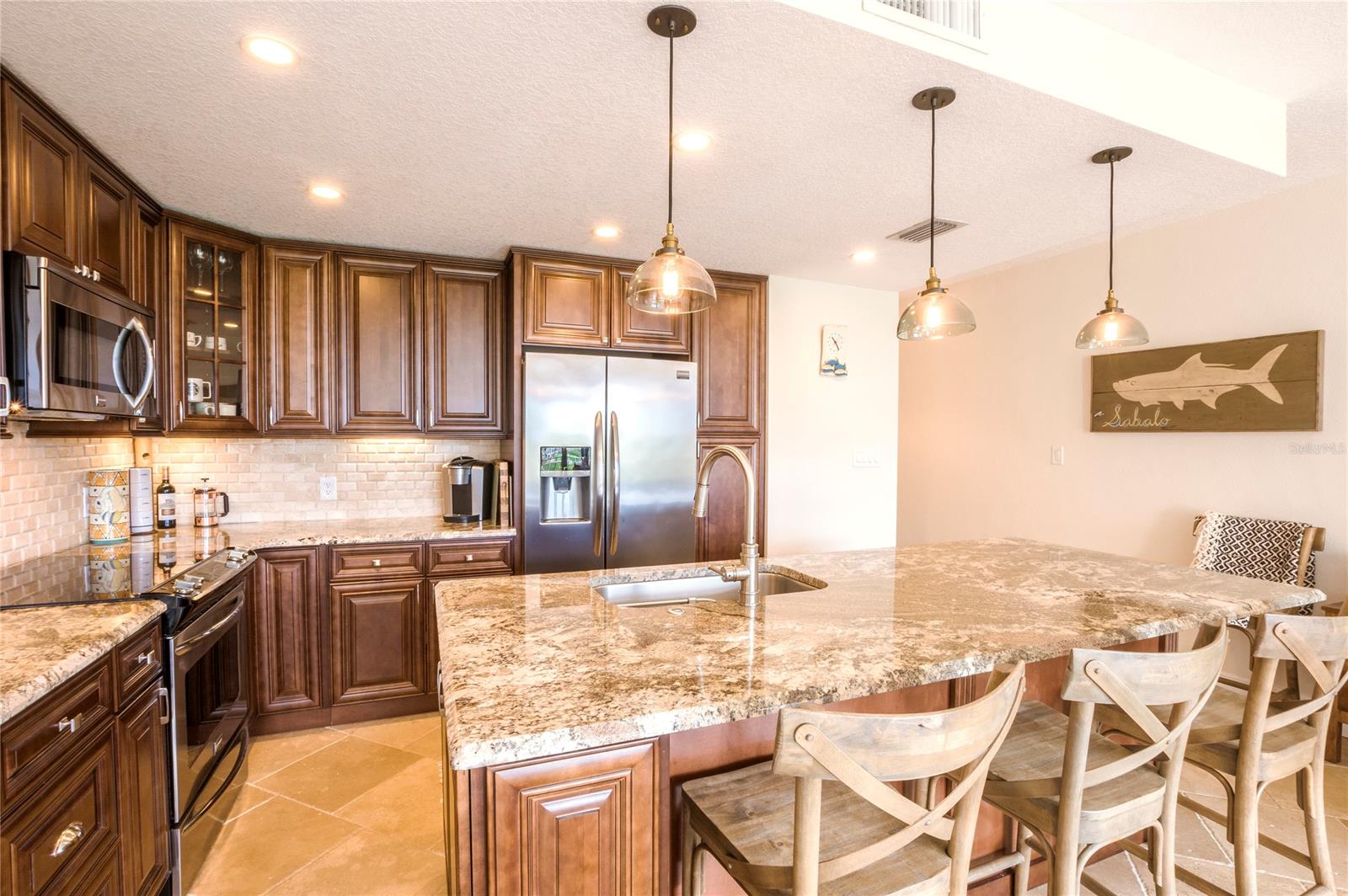 Marker 33 Ph 01 Condo - Residential