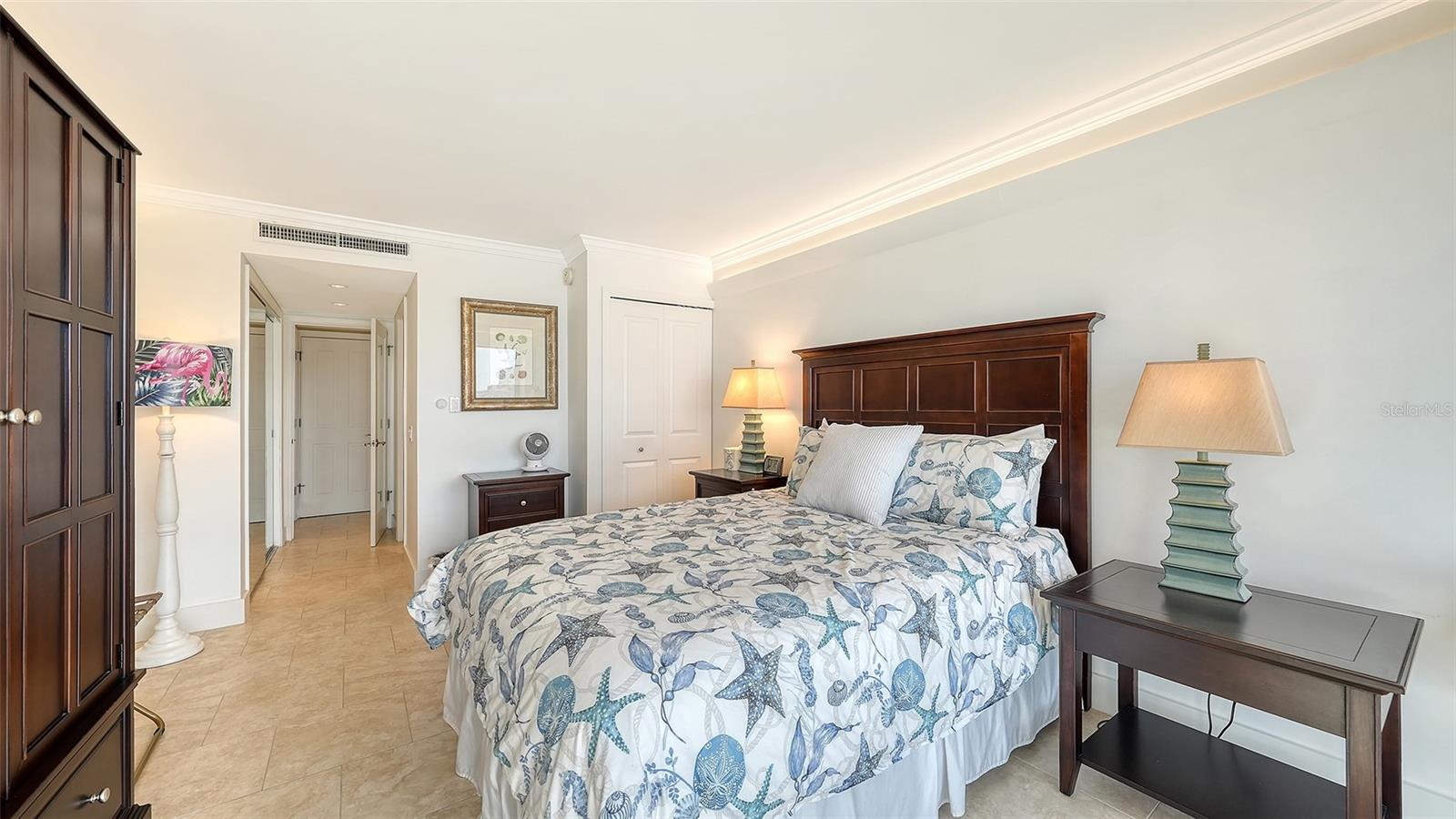 PALM BAY CLUB I - Residential