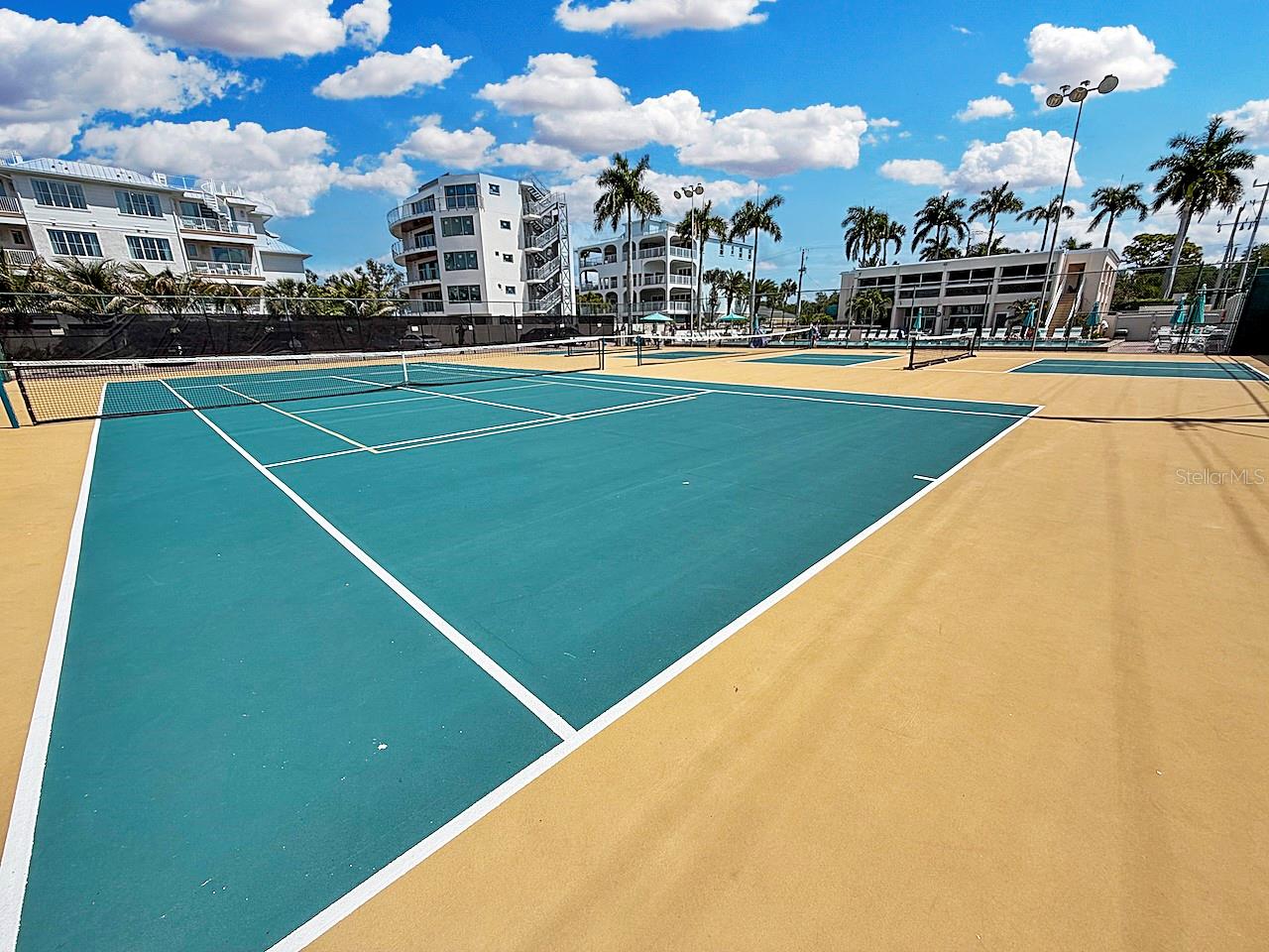 PALM BAY CLUB I - Residential