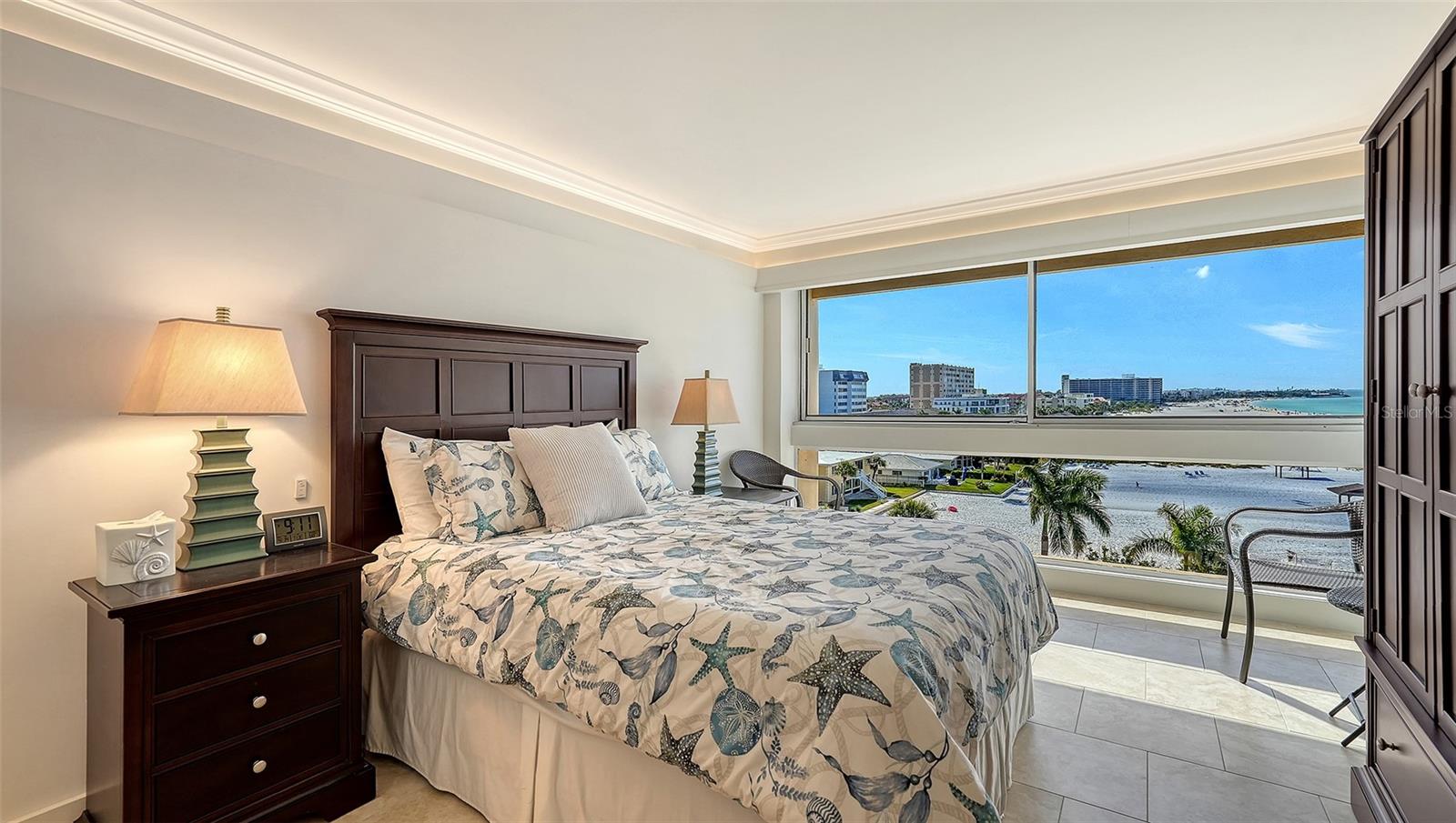 PALM BAY CLUB I - Residential