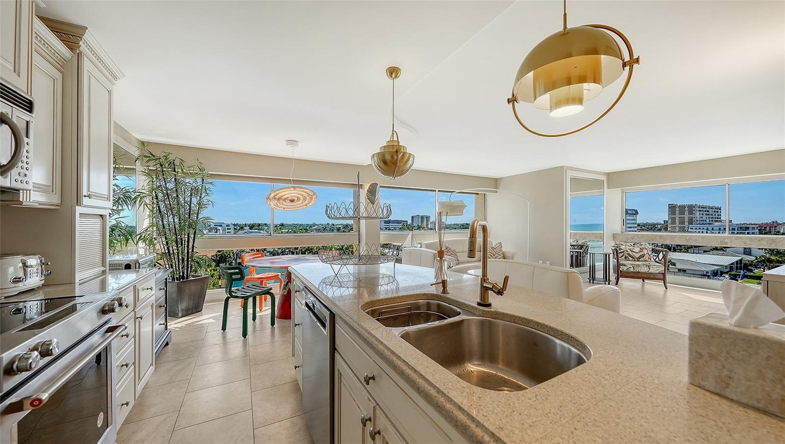 PALM BAY CLUB I - Residential