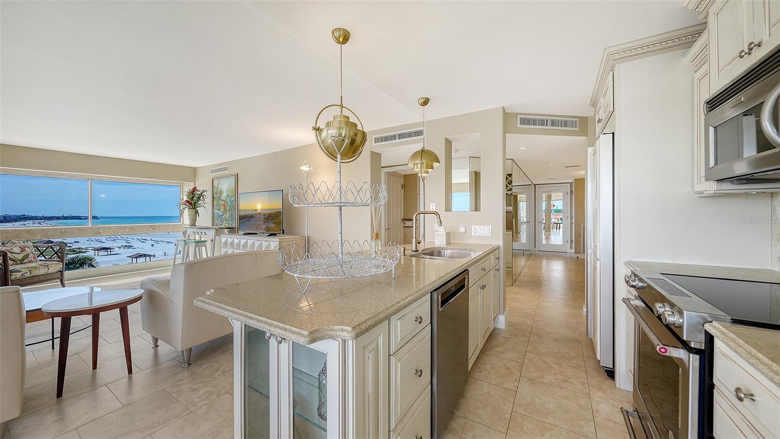 PALM BAY CLUB I - Residential