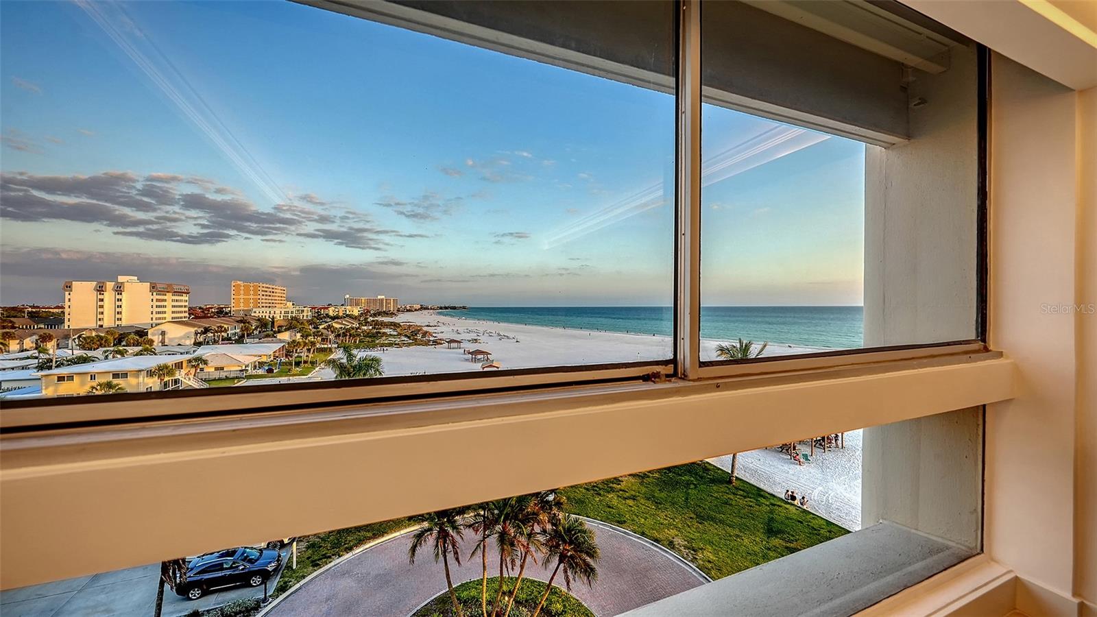 PALM BAY CLUB I - Residential