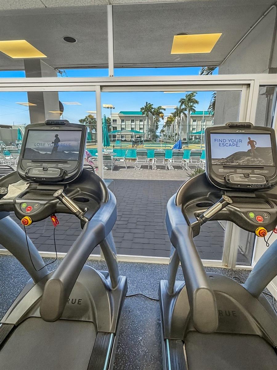 PALM BAY CLUB I - Residential