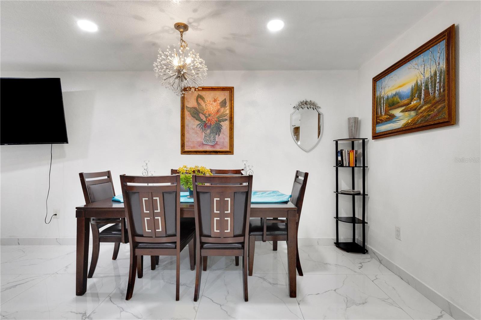 LENRAY HEIGHTS - Residential