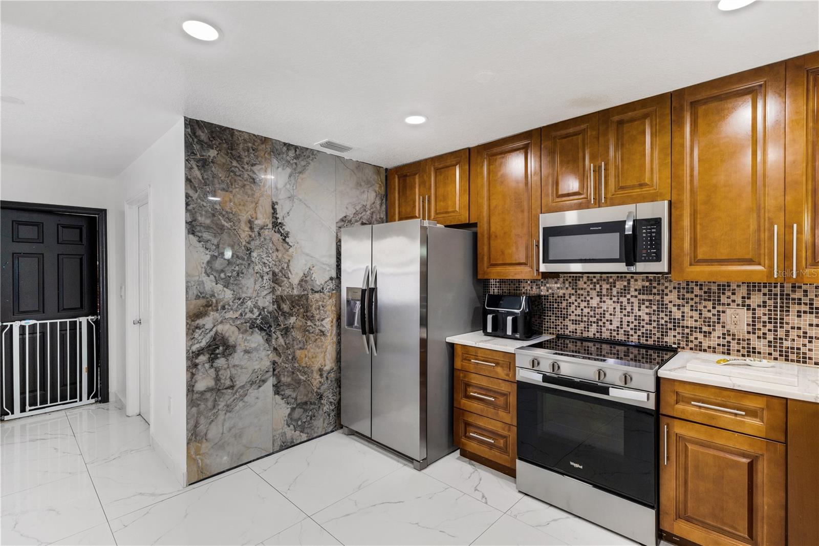 LENRAY HEIGHTS - Residential