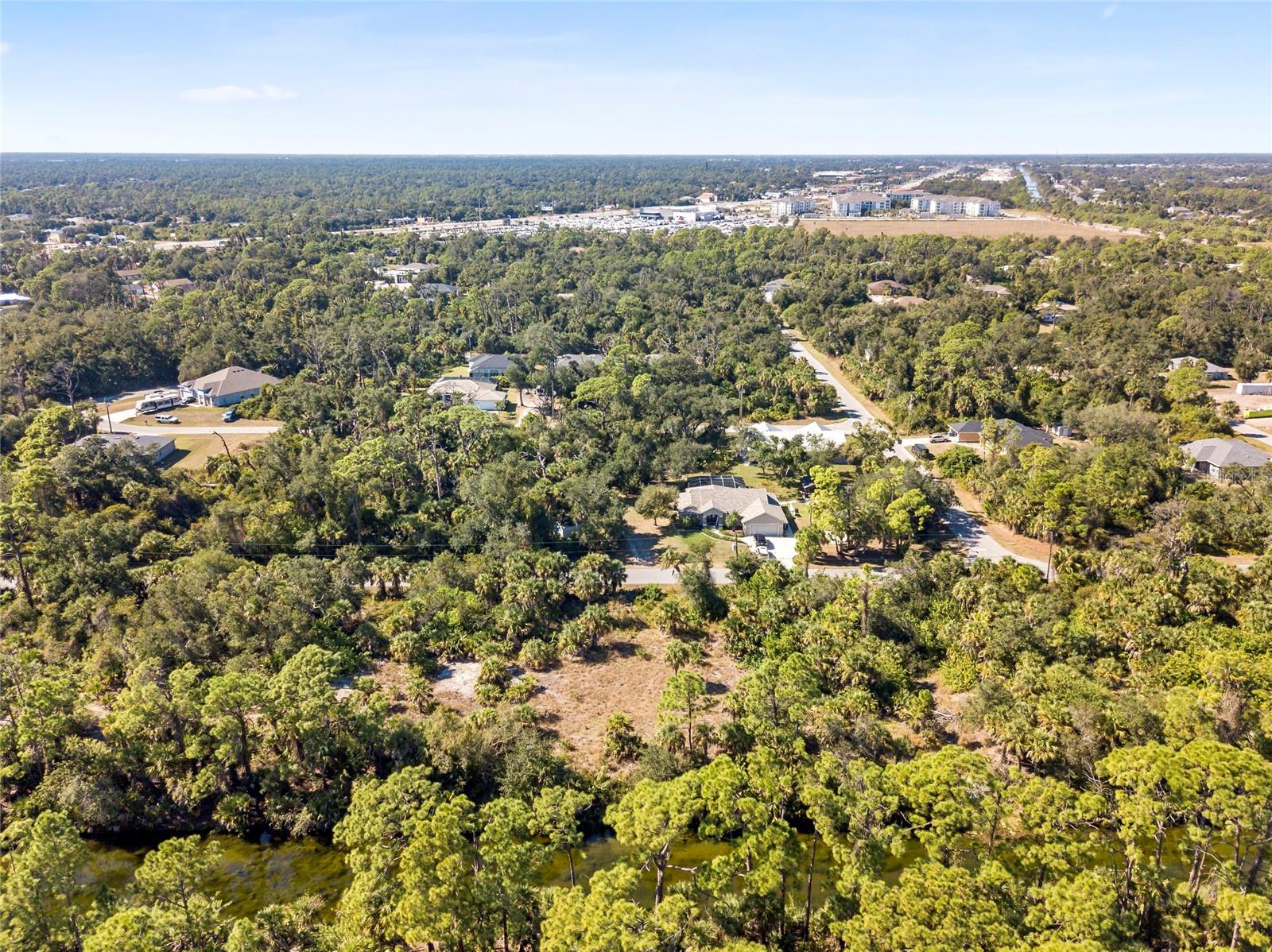 PORT CHARLOTTE SEC 032 - Land