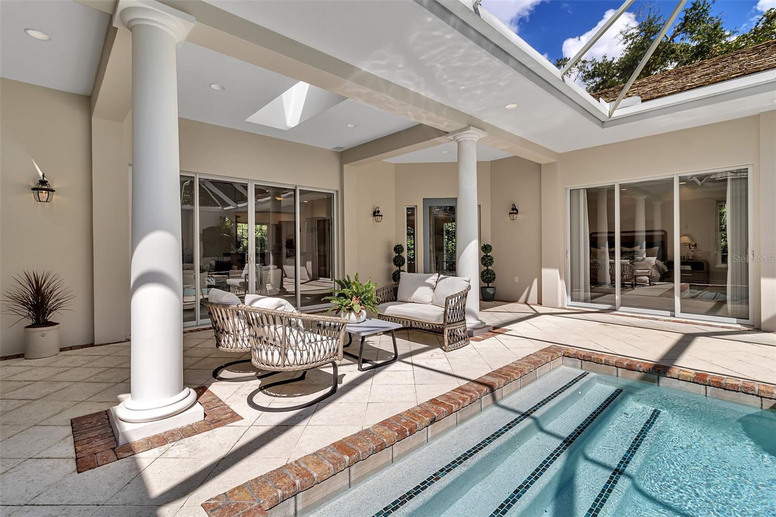 THE OAKS BAYSIDE - Residential