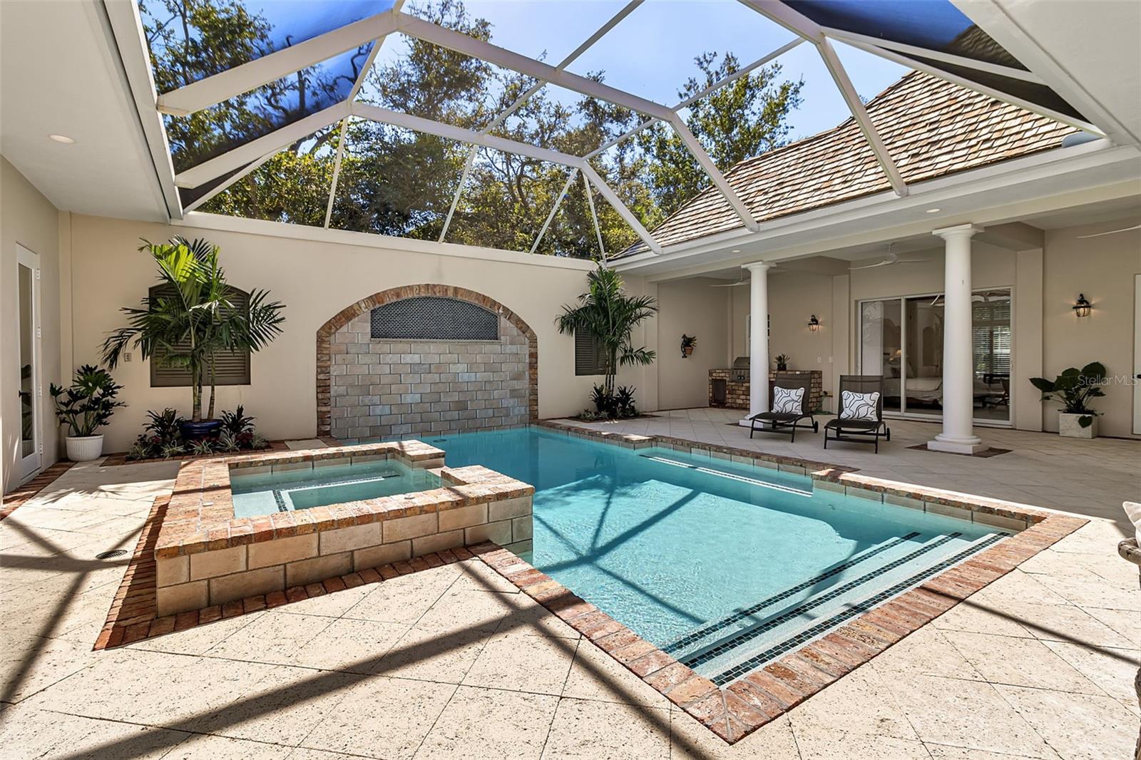 THE OAKS BAYSIDE - Residential