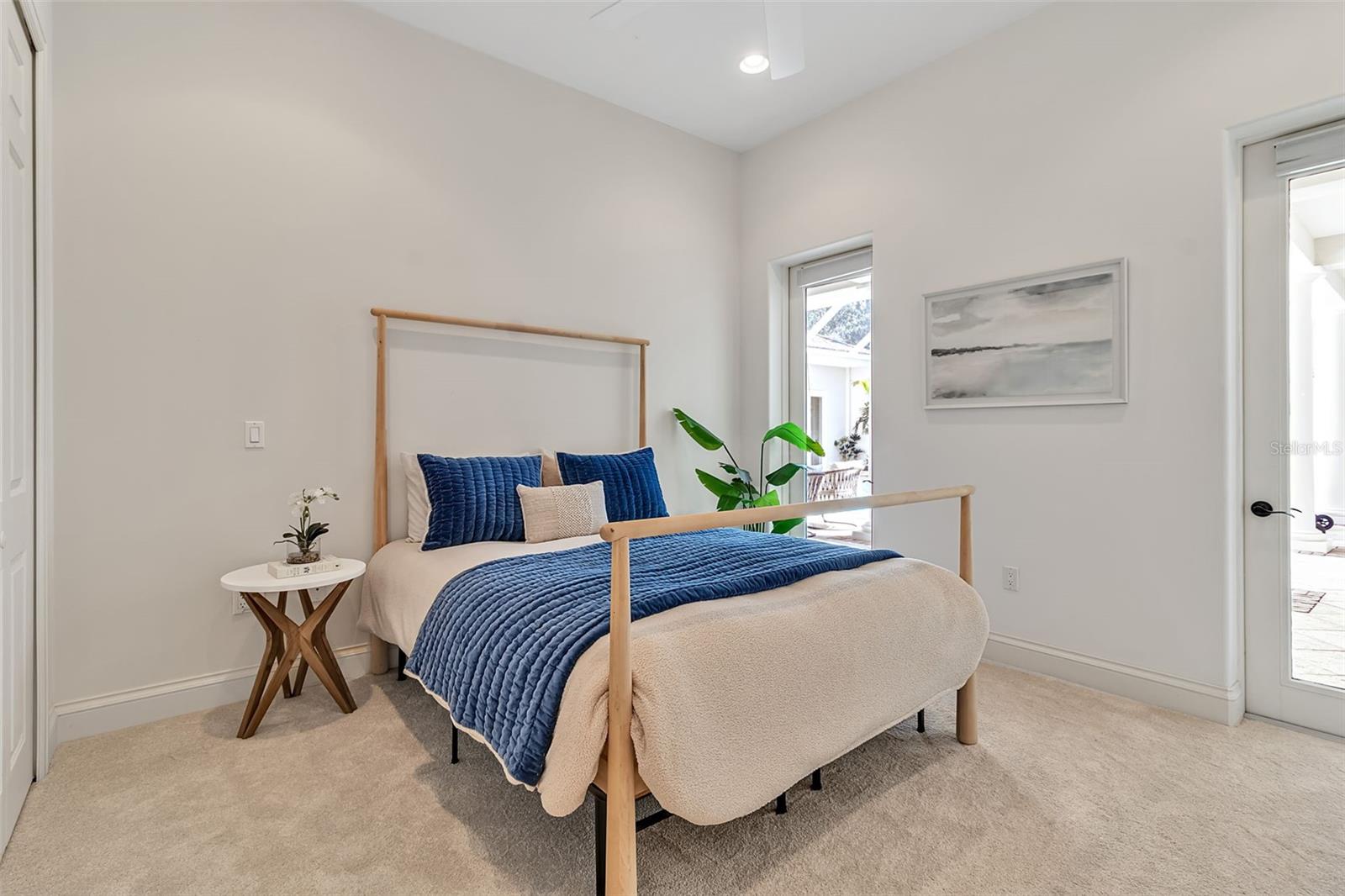 THE OAKS BAYSIDE - Residential