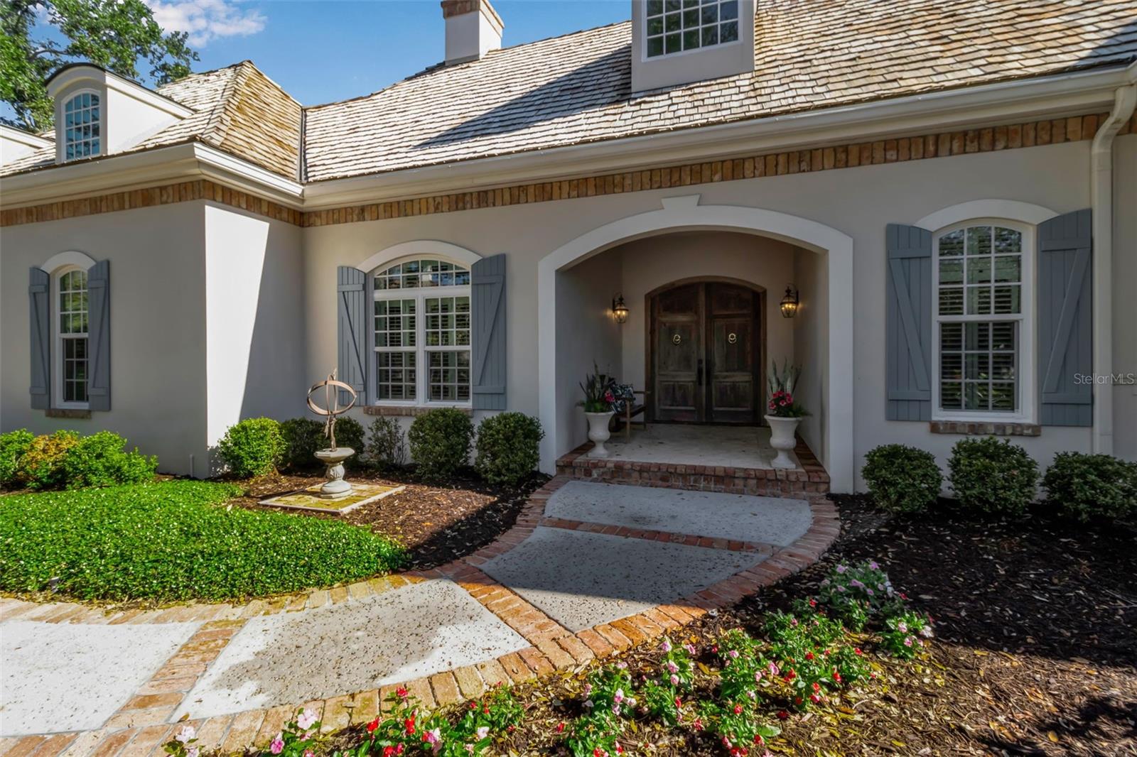 THE OAKS BAYSIDE - Residential