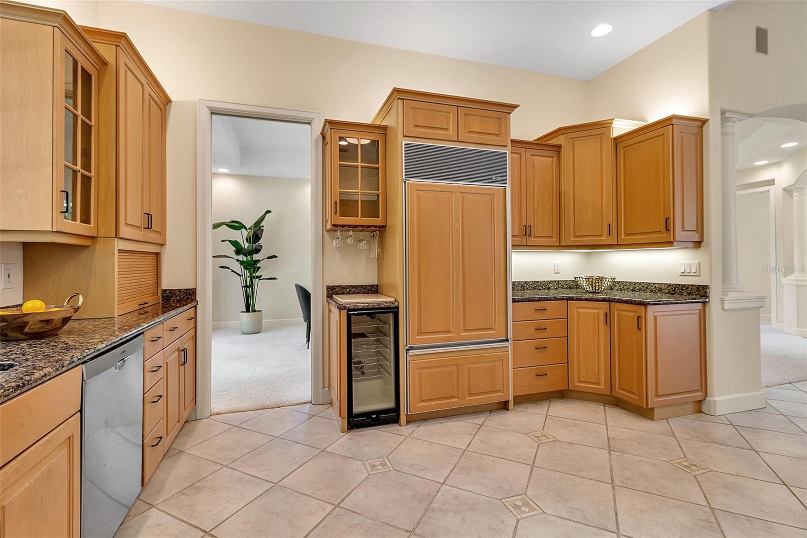 THE OAKS BAYSIDE - Residential