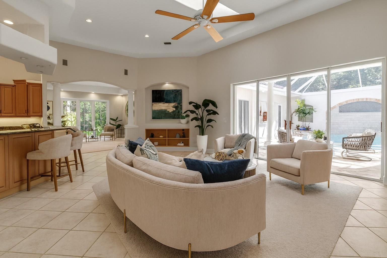 THE OAKS BAYSIDE - Residential