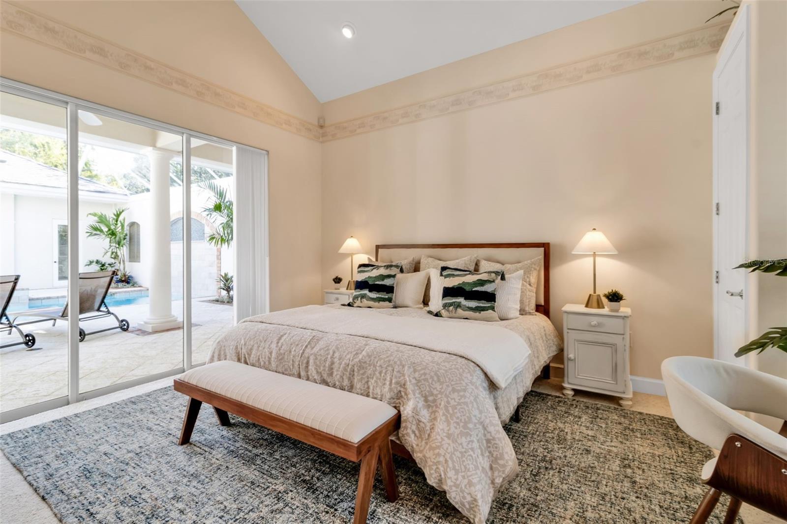 THE OAKS BAYSIDE - Residential