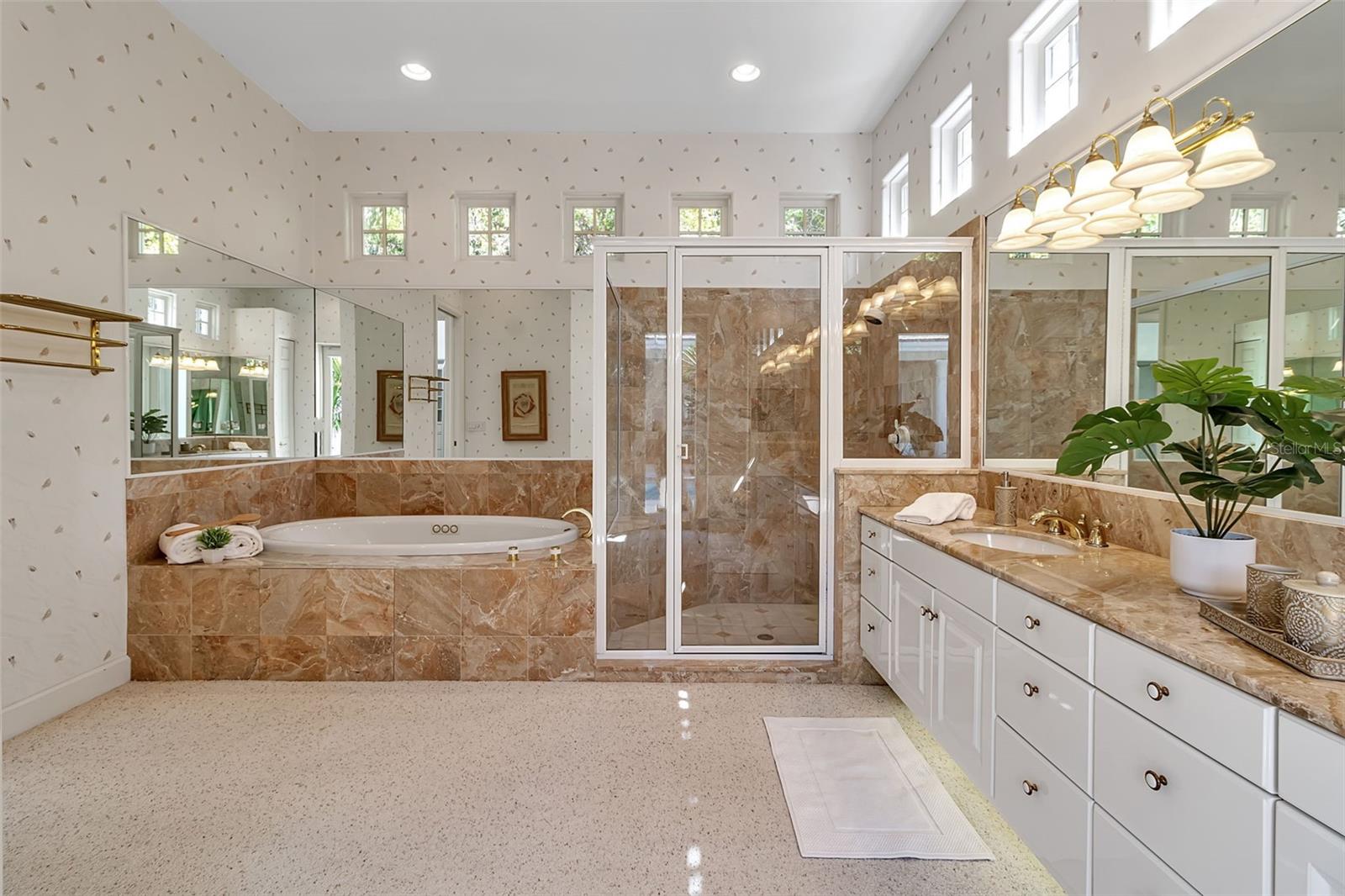 THE OAKS BAYSIDE - Residential