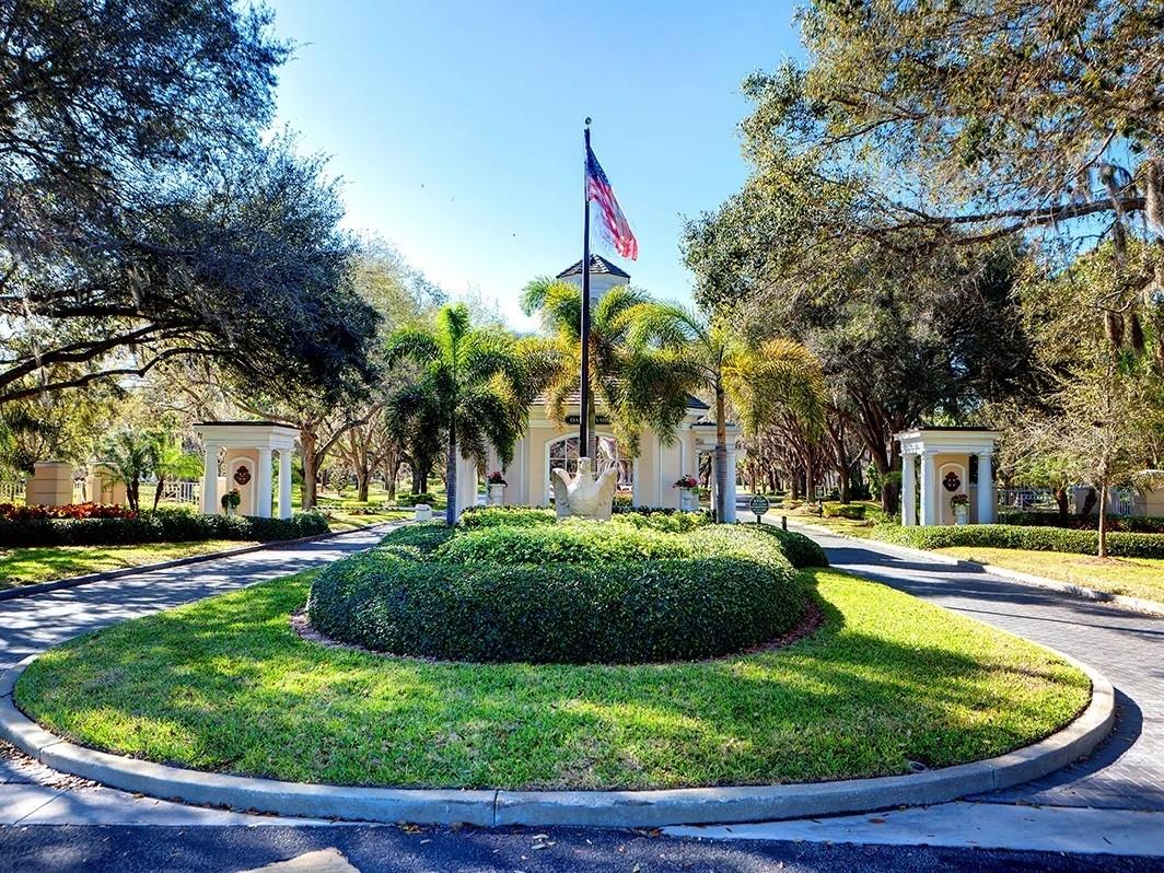 THE OAKS BAYSIDE - Residential