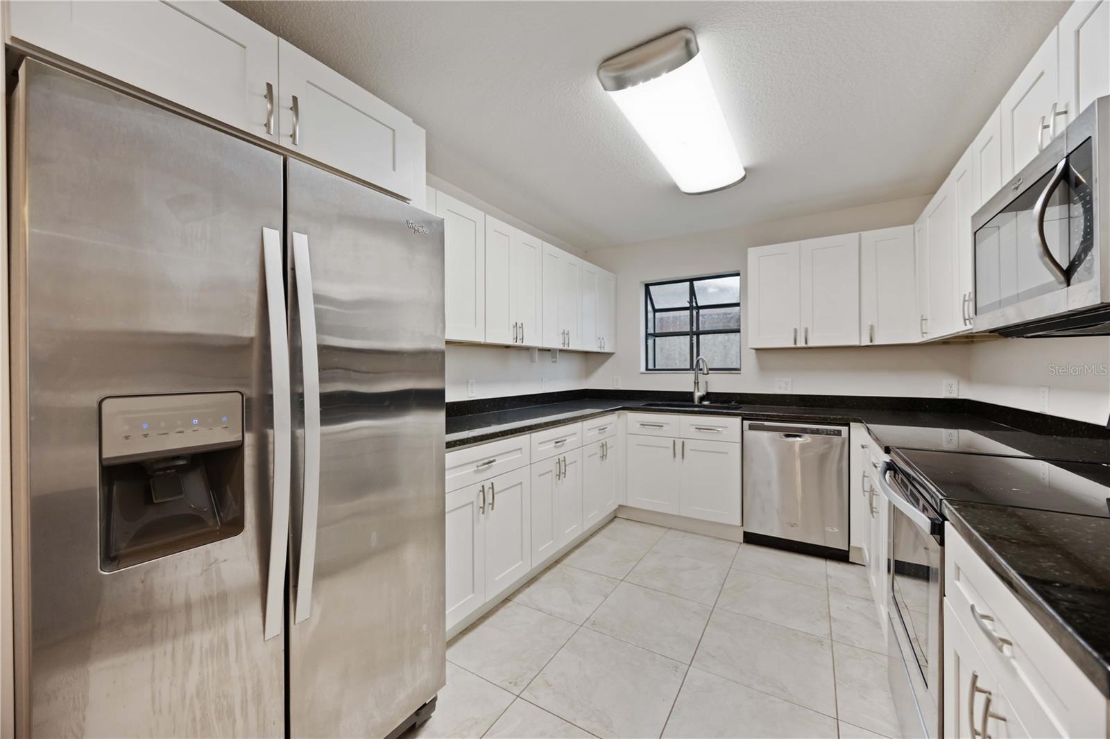 LAKE SARASOTA - Residential