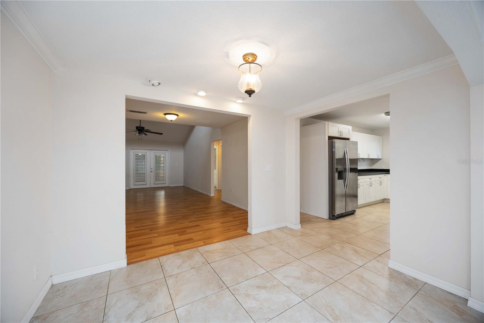 LAKE SARASOTA - Residential