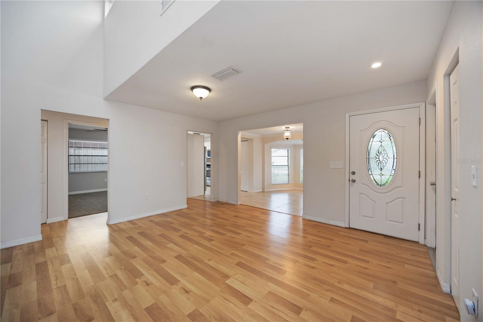 LAKE SARASOTA - Residential