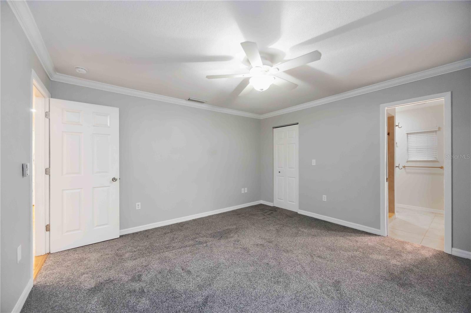 LAKE SARASOTA - Residential