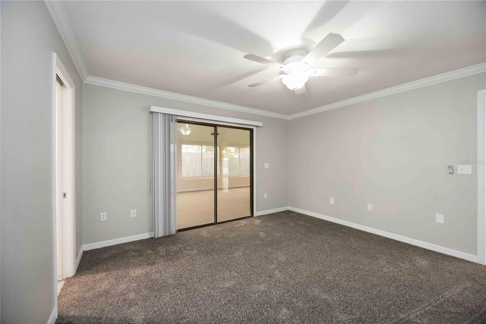 LAKE SARASOTA - Residential