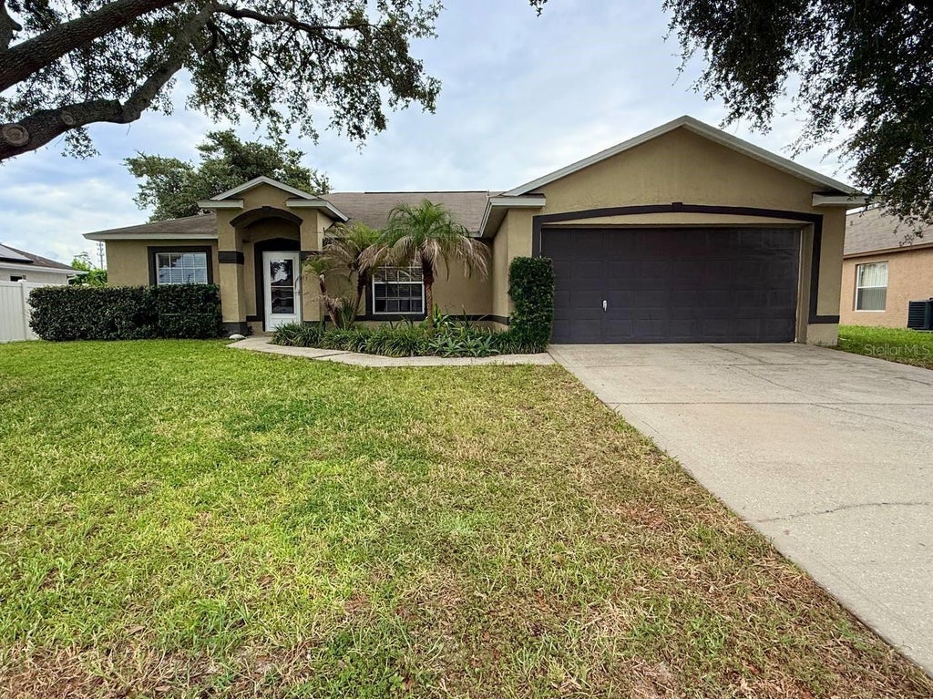 Photo of 267 Autumn Ridge Road, Deltona, FL 32725 (MLS # O6429034)
