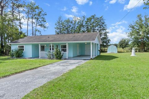 A home in HOMOSASSA