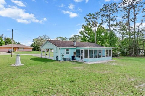 A home in HOMOSASSA