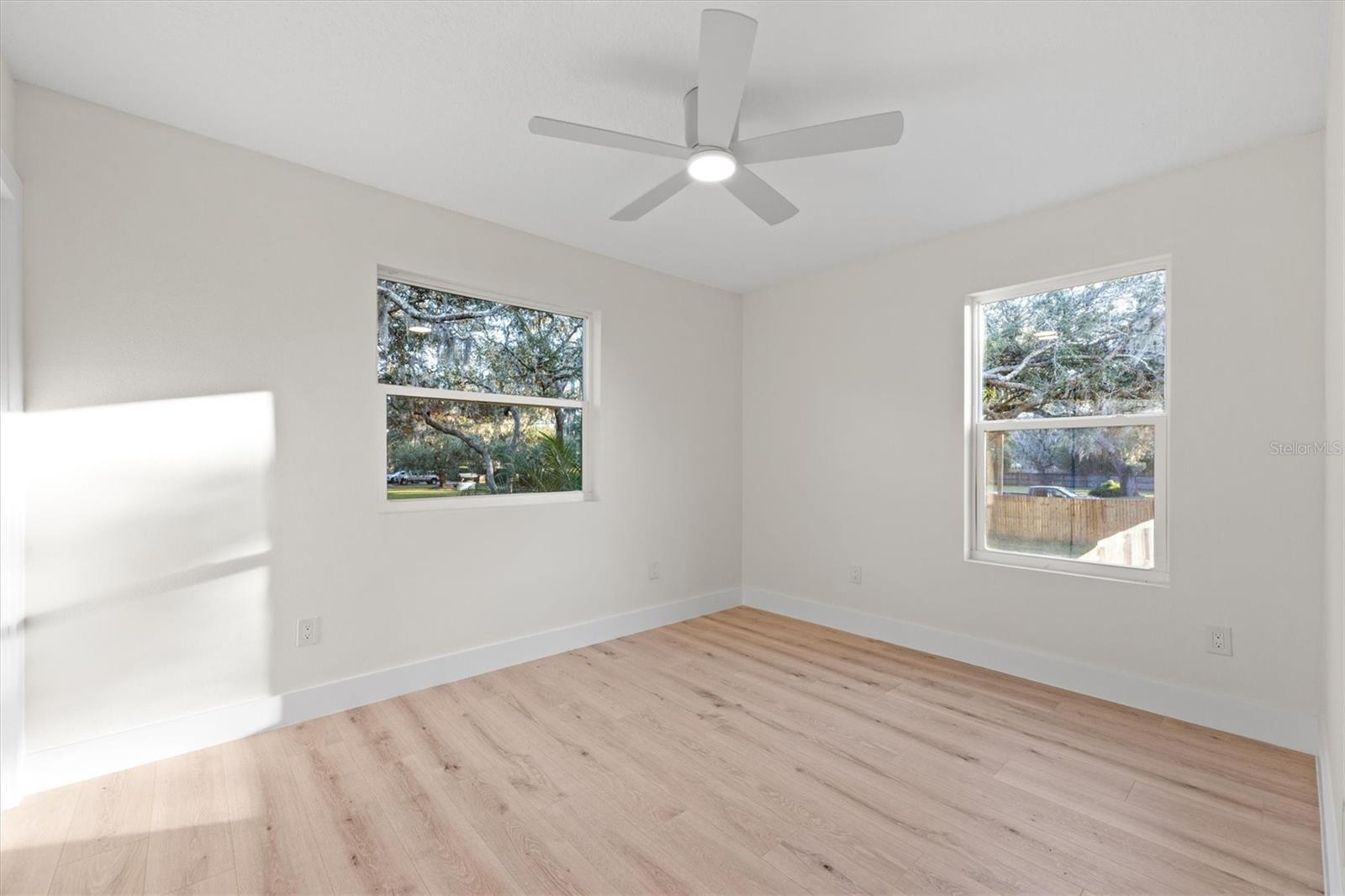 GOLDEN ACRES - Residential