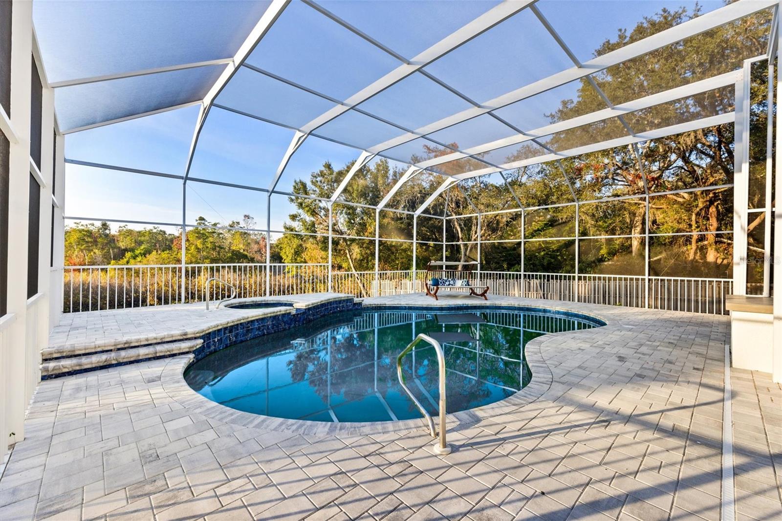 GOLDEN ACRES - Residential