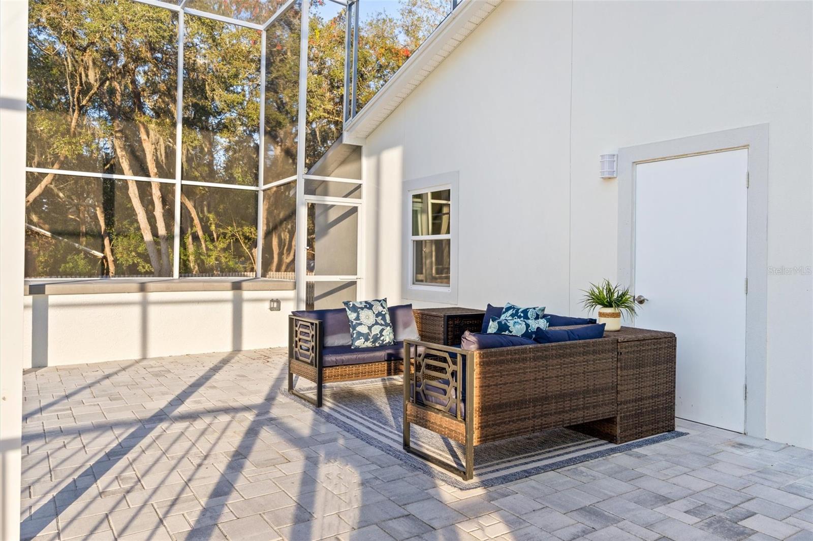 GOLDEN ACRES - Residential