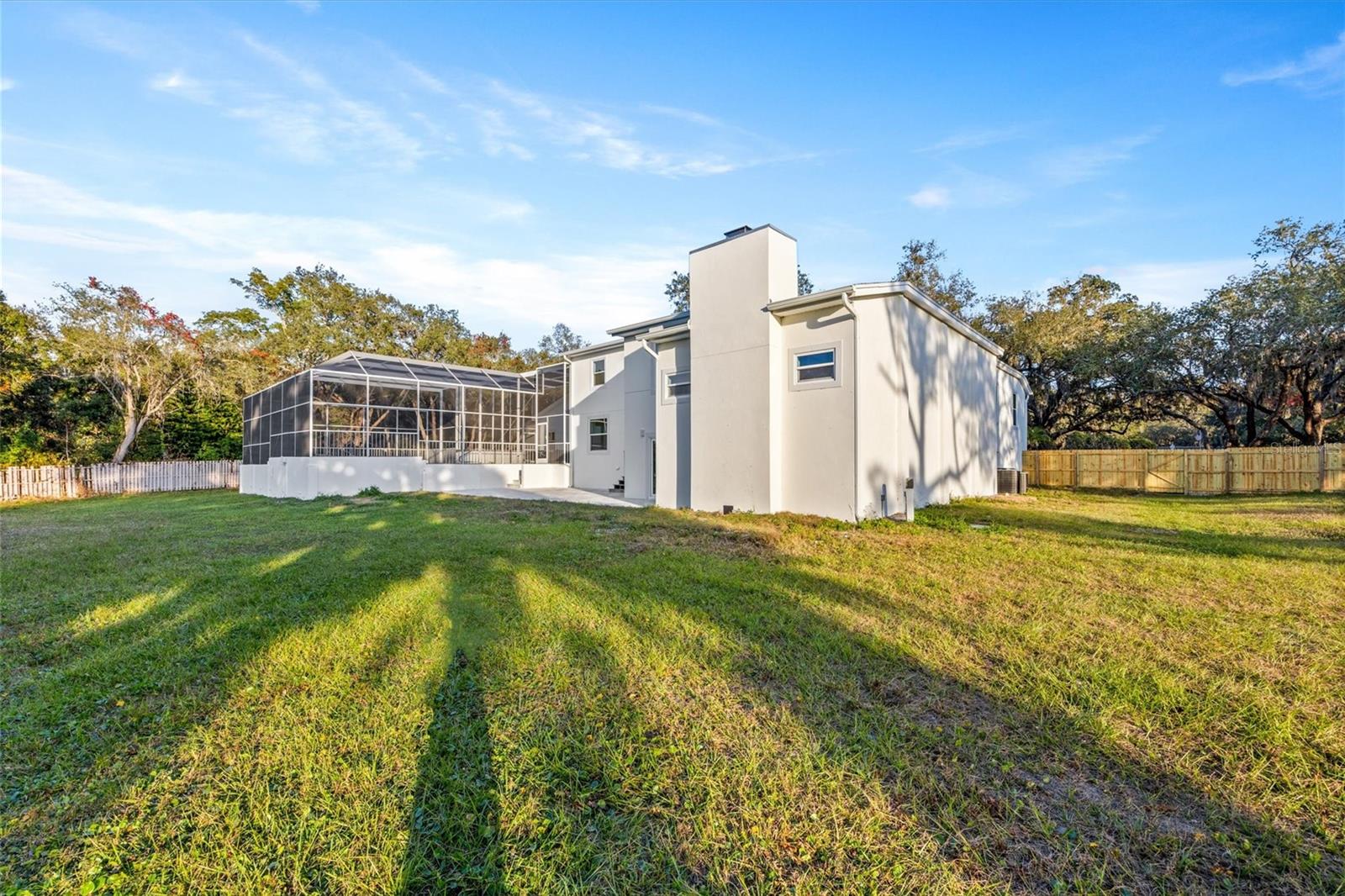 GOLDEN ACRES - Residential