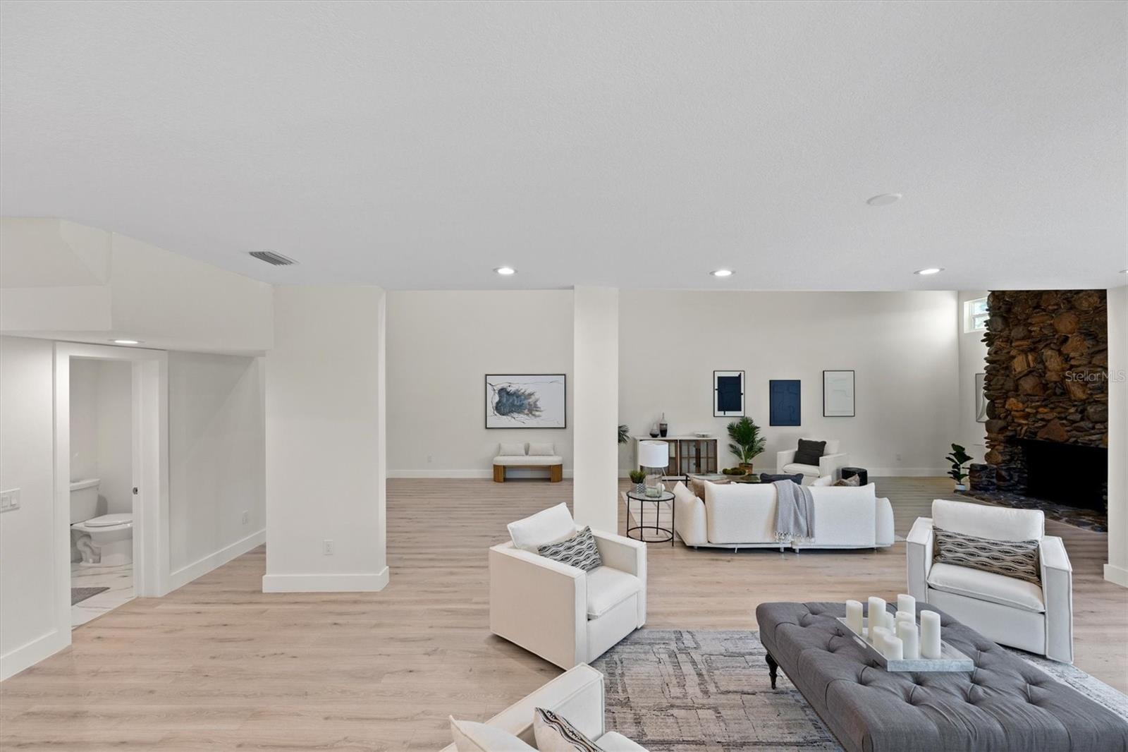 GOLDEN ACRES - Residential