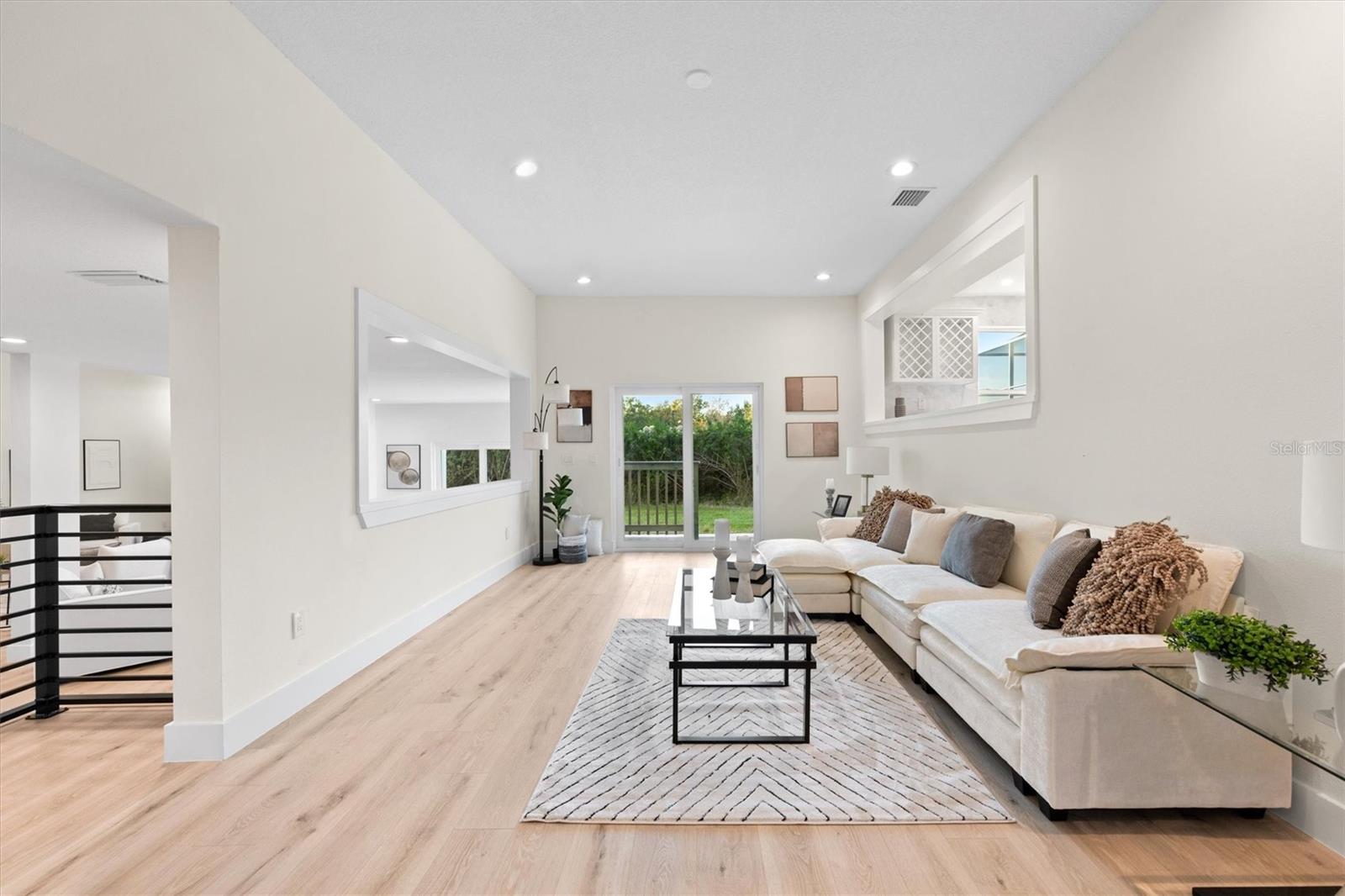 GOLDEN ACRES - Residential