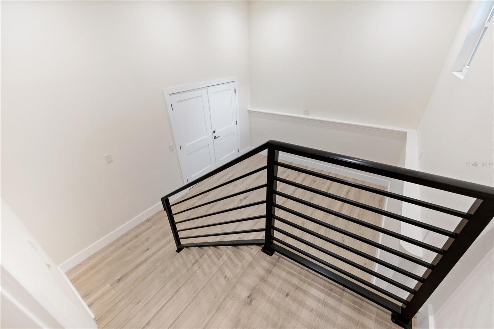 GOLDEN ACRES - Residential