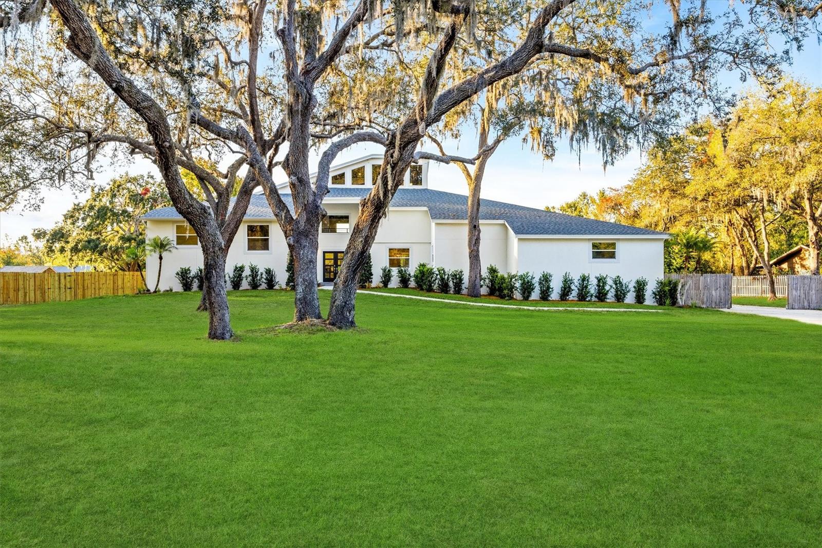 GOLDEN ACRES - Residential