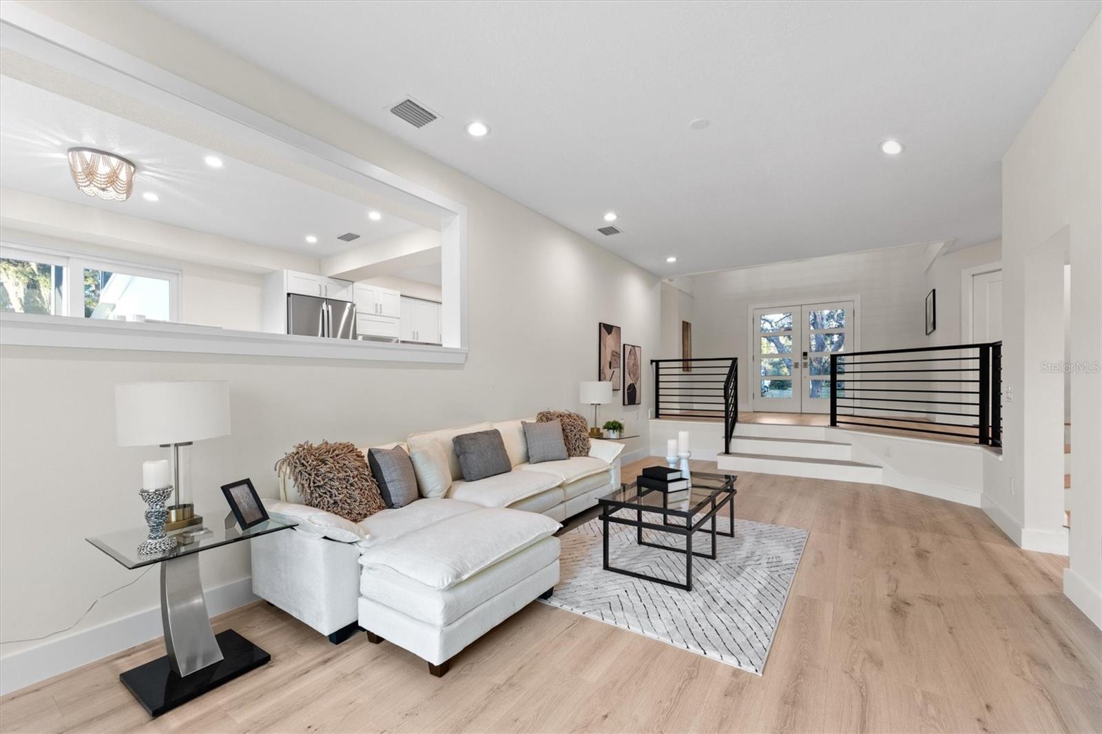 GOLDEN ACRES - Residential