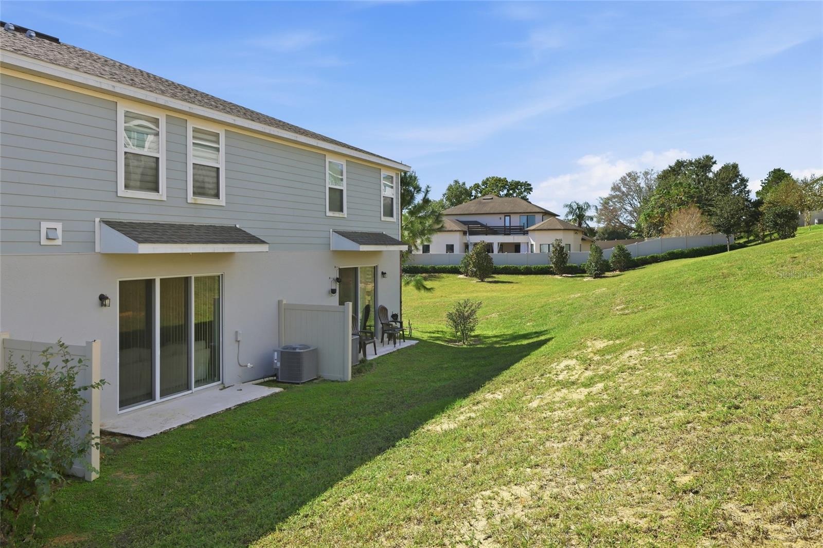 HOLDEN RIDGE TOWNHOMES - Residential