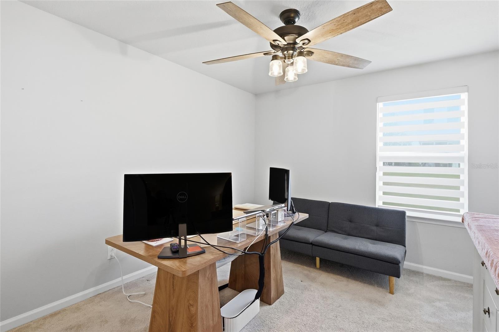 HOLDEN RIDGE TOWNHOMES - Residential