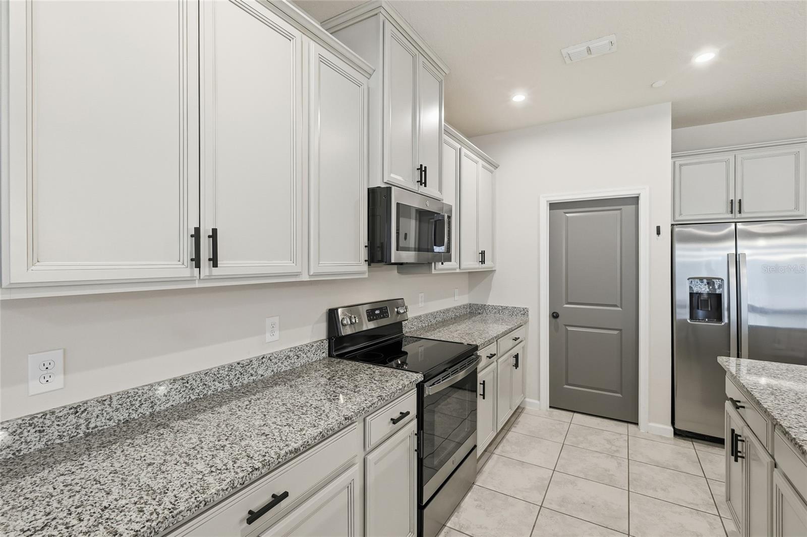 1788 HOLDEN RIDGE LANE