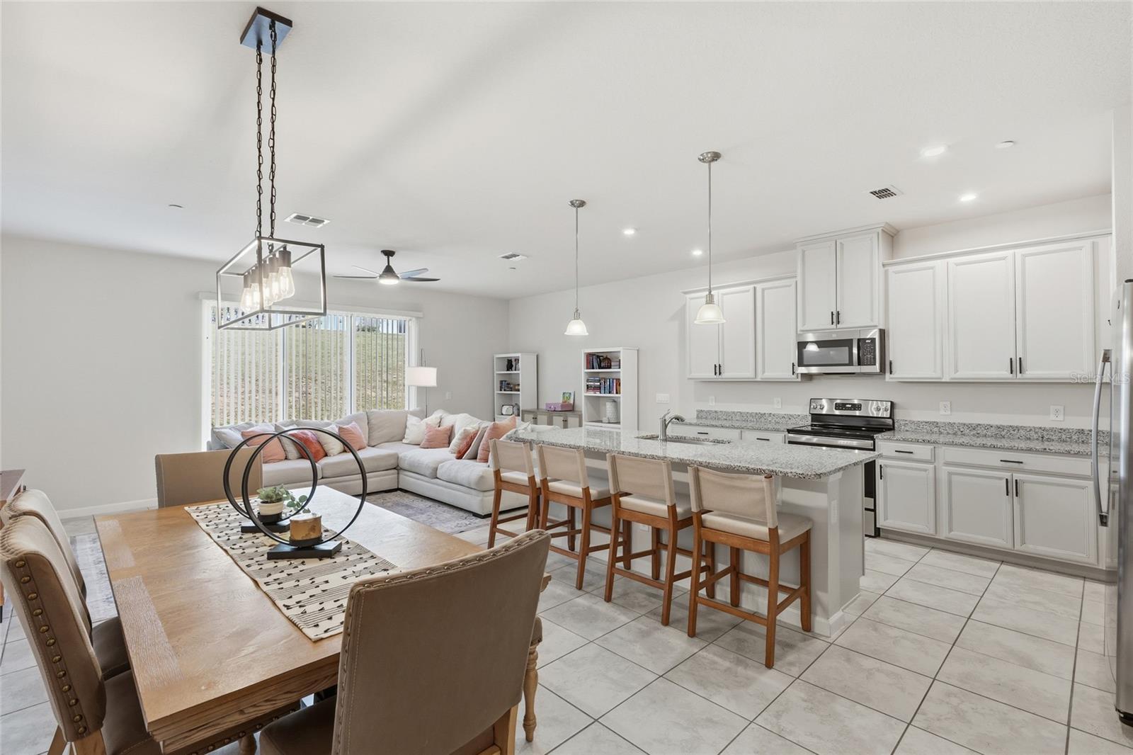 1788 HOLDEN RIDGE LANE