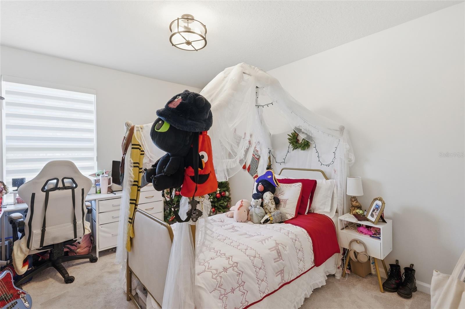 HOLDEN RIDGE TOWNHOMES - Residential