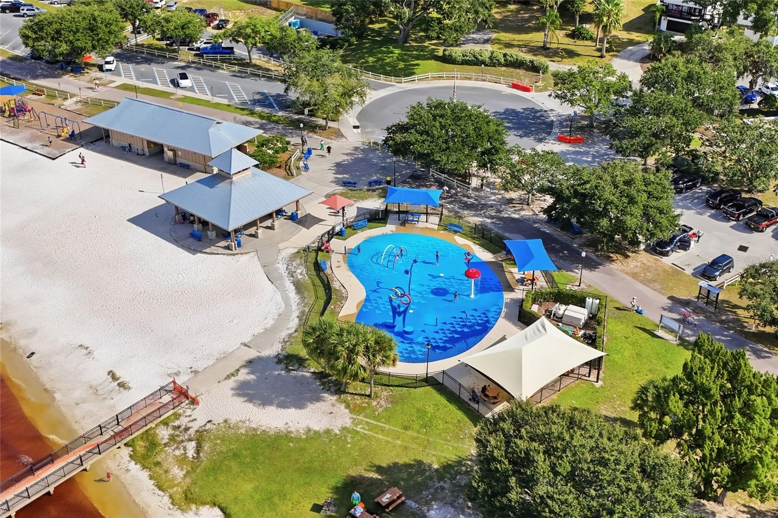 HOLDEN RIDGE TOWNHOMES - Residential