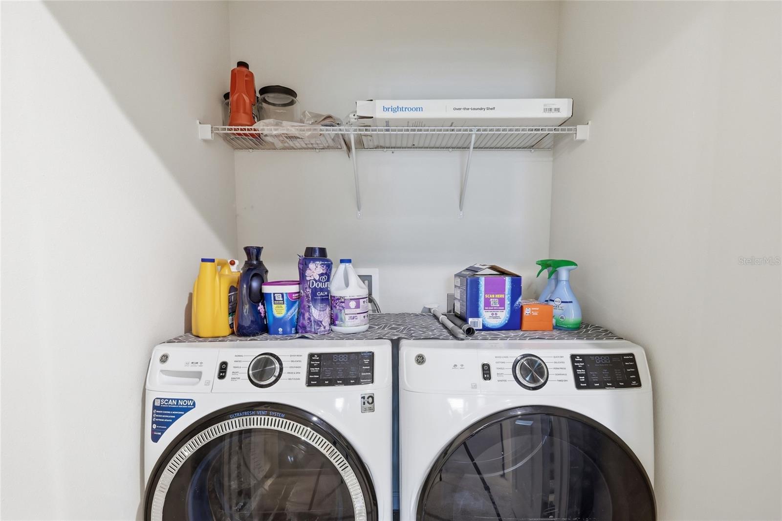 HOLDEN RIDGE TOWNHOMES - Residential