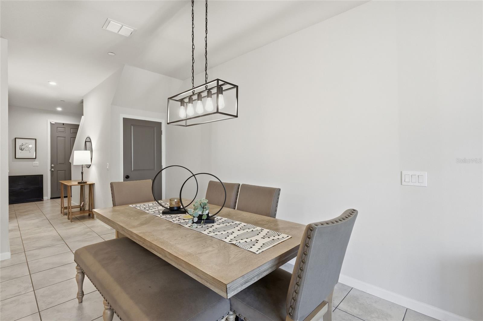 HOLDEN RIDGE TOWNHOMES - Residential