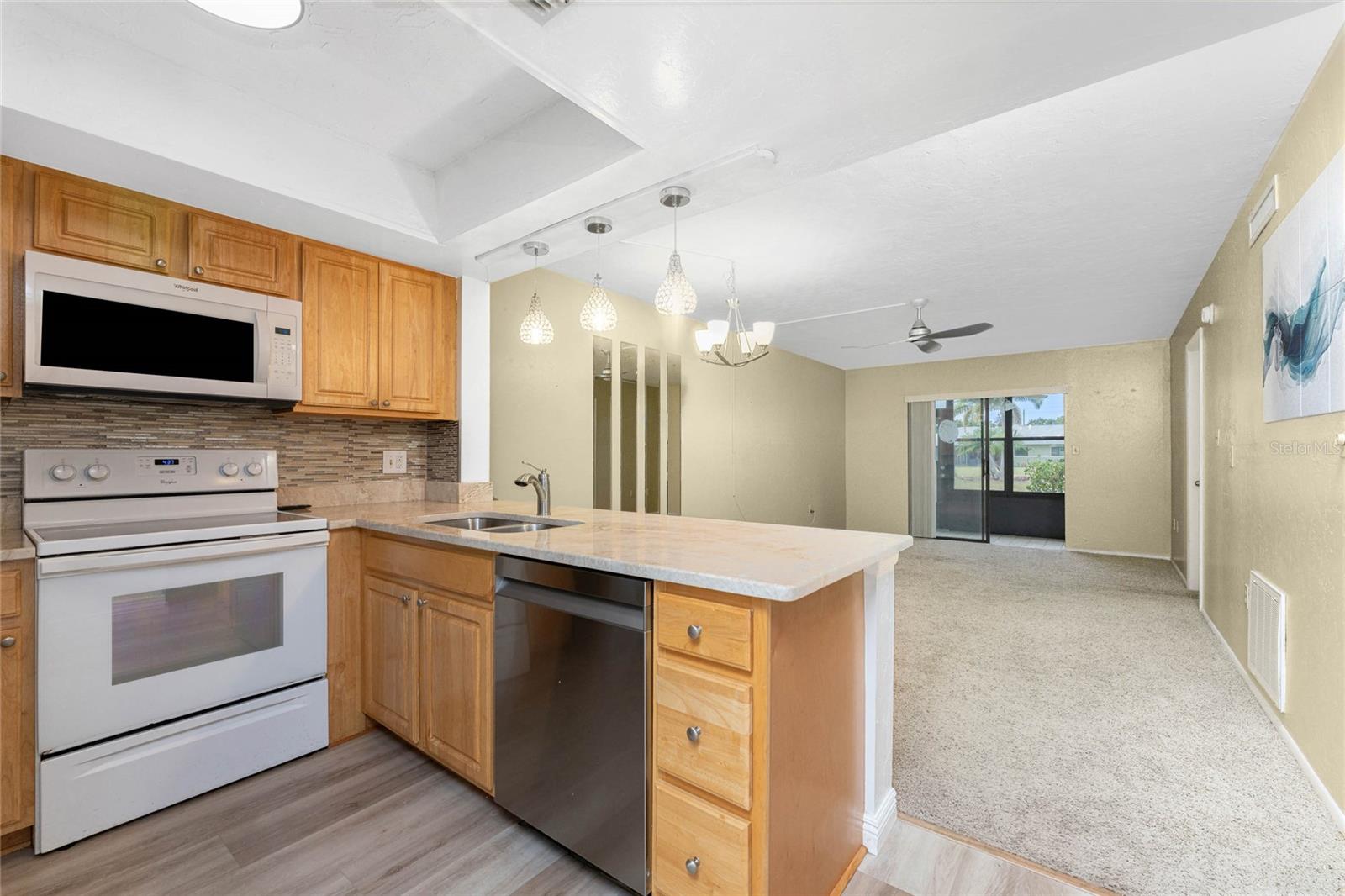 LAKESHORE CHARLOTTE COUNTY PH 03 - Residential