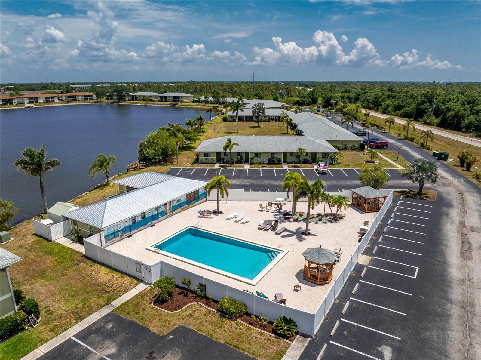 LAKESHORE CHARLOTTE COUNTY PH 03 - Residential