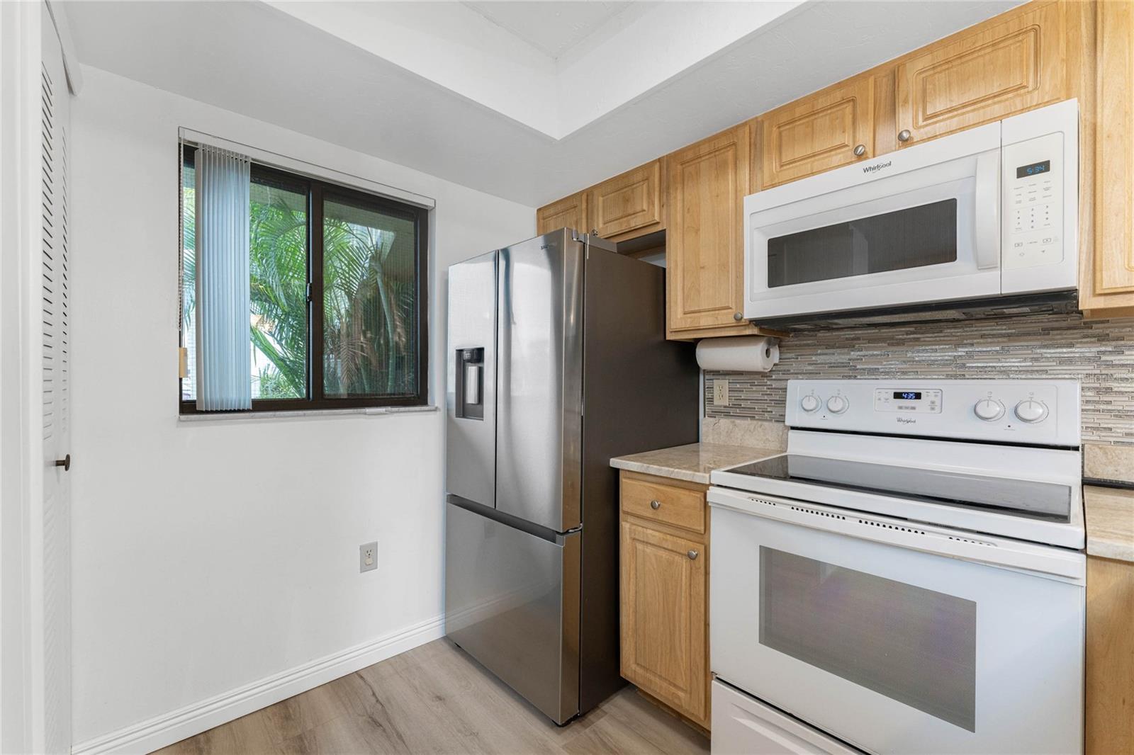 LAKESHORE CHARLOTTE COUNTY PH 03 - Residential